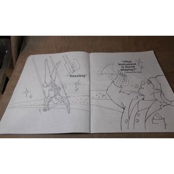 Feld Ent 1997 Ringling Brothers & Barnum & Bailey Circus Jumbo Coloring Book - Picture 5 of 12